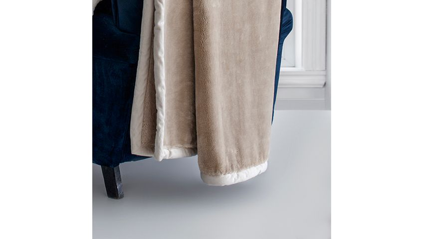 Sultan, Veste a Casa | 