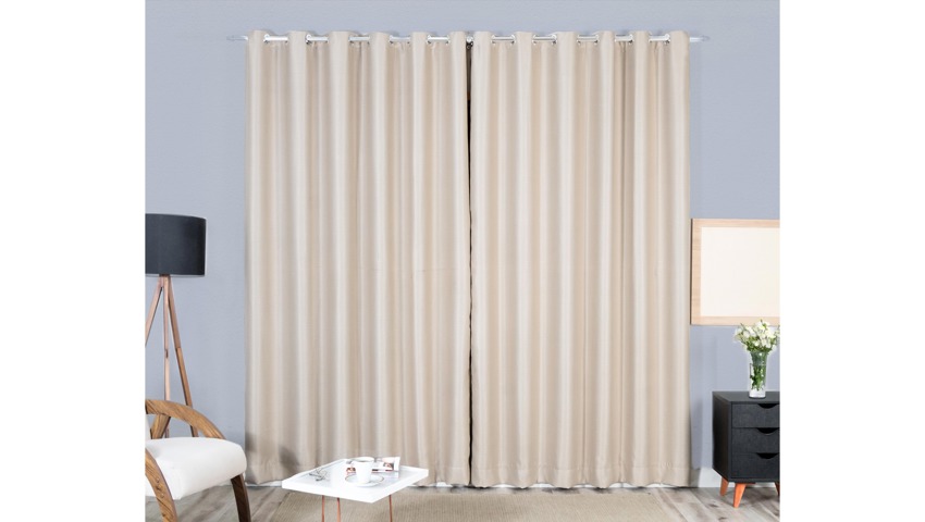 AmbientadaCortinaBlackoutNaturalFendi.jpg