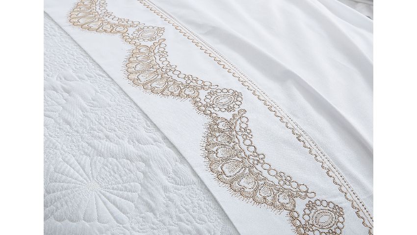 Sultan, Veste a Casa | 